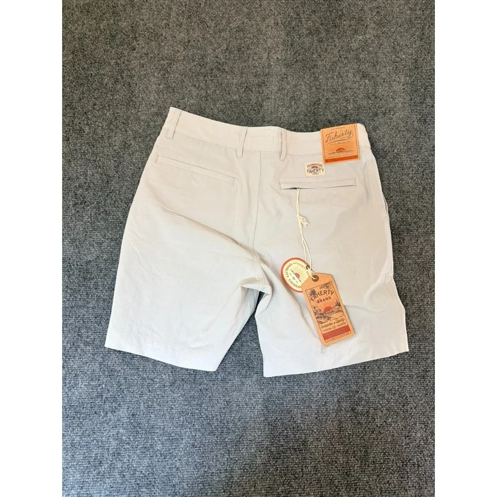 NWT Faherty All Day Shorts Mens Stone Color  Performance Stretch Chino Size 28X7